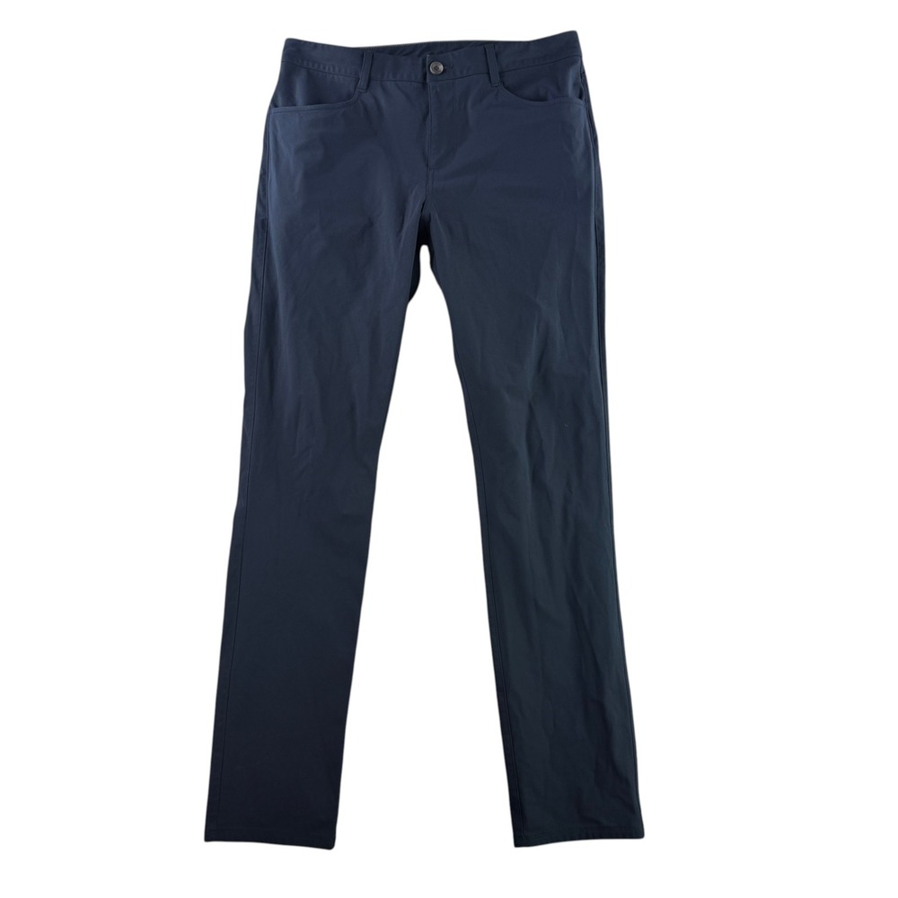 Vuori Meta Pant Men 32 Navy Blue V430 Performance Tech Stretch Chino Pants